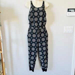 Aeropostale‎ Black and Gray Jumpsuit with Tapered Leg